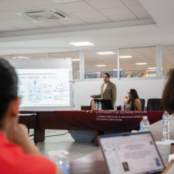 Estudiantes del ITQ integran “Líderes que Inspiran”