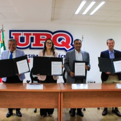 UT San Juan crea marca de muñeca artesanal